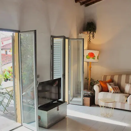 Attico Con Terrazza Su Lägenhet *